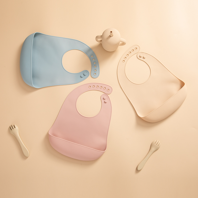 Bavaglini in Silicone morbido  - Waterproof Baby Bibs Silicone recensione e prezzo