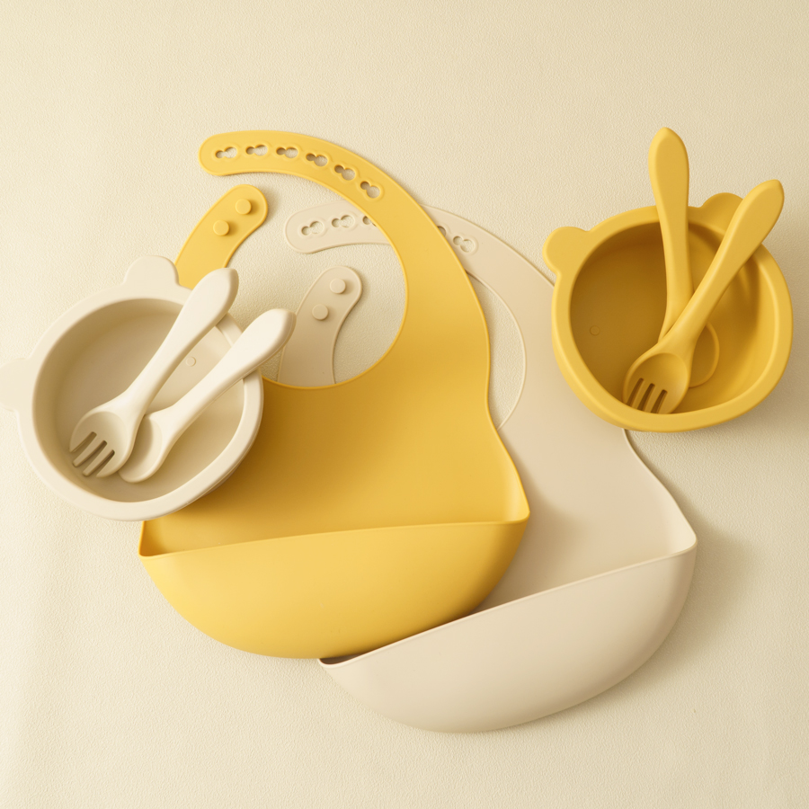 Stoviglie per bambini in Silic - Waterproof Baby Bibs Silicone recensione e prezzo